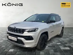 Schwarz Gebraucht 2022 Jeep Compass SUV | 29.777 € (Fairer Preis)