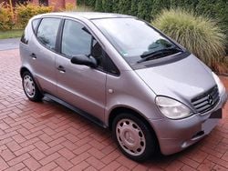 Silber Gebraucht 1998 Mercedes A140 Classic Kleinwagen | 799 € (Guter Preis)