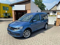 Acapulcoblau metallic Gebraucht 2018 VW Caddy Van / Kleinbus | 24.650 € (Teuer)