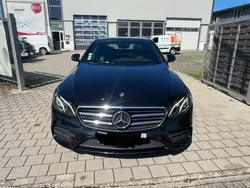 Schwarz Gebraucht 2019 Mercedes E220 AMG Limousine | 27.000 € (Fairer Preis)