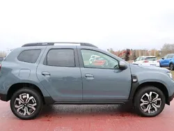 Grau Gebraucht 2024 Dacia Duster Journey SUV | 25.790 € (Etwas zu teuer)