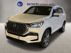 Silky perl white metallic Gebraucht 2024 Ssangyong Rexton Sapphire SUV | 47.790 € (Teuer)