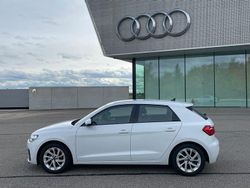 Weiß Gebraucht 2024 Audi A1 Sportback Advanced Kleinwagen | 20.999 € (Guter Preis)