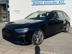 Schwarz Gebraucht 2024 Audi A4 S-Line Kombi | 44.900 € (Teuer)