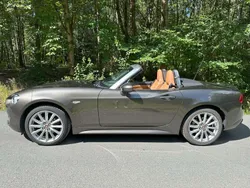 Braun Gebraucht 2018 Fiat 124 Spider Lusso Cabrio | 19.950 € (Fairer Preis)