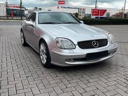 Silber Gebraucht 2000 Mercedes SLK320 Cabrio | 9.000 € (Fairer Preis)