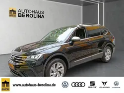 Deep black perleffekt Gebraucht 2024 VW Tiguan Allspace Life SUV | 38.444 € (Superpreis)
