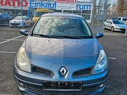 Blau Gebraucht 2006 Renault Clio II Kleinwagen | 3.900 € (Fairer Preis)