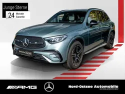 Metalliclack verdesilber Gebraucht 2024 Mercedes GLC300 AMG SUV | 58.290 € (Fairer Preis)