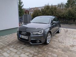 Grau Gebraucht 2011 Audi A1 S-Line Coupé | 8.200 € (Fairer Preis)