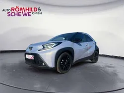 Silber metallic Neu 2025 Toyota Aygo Kleinwagen | 24.990 €