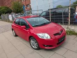 Crimson red Gebraucht 2010 Toyota Auris Life Kleinwagen | 2.900 € (Superpreis)
