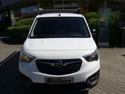 Jade weiss/arktis weiss Gebraucht 2021 Opel Combo Selection Van / Kleinbus | 16.978 € (Teuer)