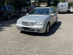 Silber Gebraucht 2001 Mercedes 240 Limousine | 3.500 € (Fairer Preis)