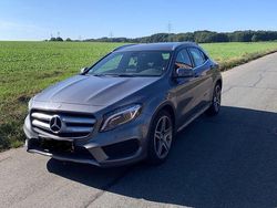 Grau Gebraucht 2016 Mercedes GLA220 AMG line SUV | 17.300 € (Guter Preis)