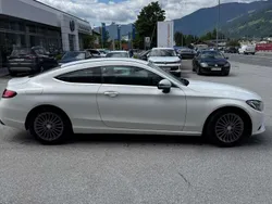 Weiß Gebraucht 2016 Mercedes C180 Coupé | 22.000 €