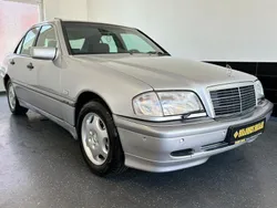 Silber Gebraucht 1999 Mercedes C200 Limousine | 11.999 €