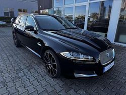 Phantom schwarz (metallic) Gebraucht 2013 Jaguar XF Limousine | 10.480 € (Fairer Preis)