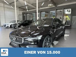 Schwarz metallic Gebraucht 2020 Volvo V60 Inscription Kombi | 30.160 € (Fairer Preis)