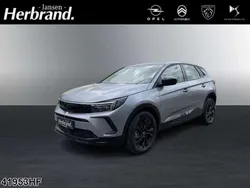 Quarz silber metallic Gebraucht 2023 Opel Grandland X SUV | 31.389 € (Teuer)