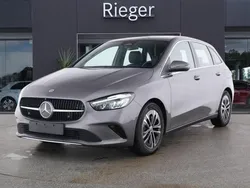 Grau Gebraucht 2024 Mercedes B200 Advanced Van / Kleinbus | 33.189 € (Teuer)