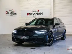 Black sapphire metallic Gebraucht 2022 BMW 530 M Sport Kombi | 49.480 € (Teuer)