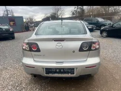 Grau Gebraucht 2008 Mazda 3 Center-Line Limousine | 1.800 € (Superpreis)