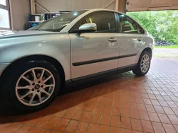 Grün Gebraucht 2005 Volvo S40 Limousine | 2.300 € (Fairer Preis)