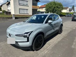 Grau Gebraucht 2024 Volvo EX30 Core SUV | 28.499 € (Guter Preis)