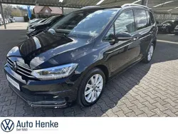 Schwarz Gebraucht 2024 VW Touran Move Van / Kleinbus | 36.599 € (Guter Preis)
