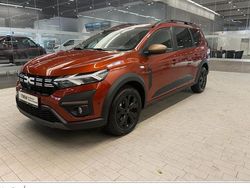 Terracottabraun met. (cnz) Gebraucht 2025 Dacia Jogger Extreme Van / Kleinbus | 20.880 € (Fairer Preis)