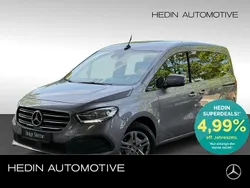 Szary Gebraucht 2023 Mercedes 180 Style Limousine | 24.375 € (Fairer Preis)