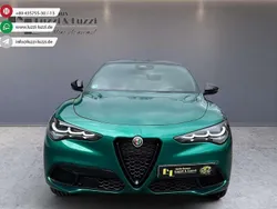 Verde montreal Gebraucht 2025 Alfa Romeo Stelvio SUV | 57.000 €