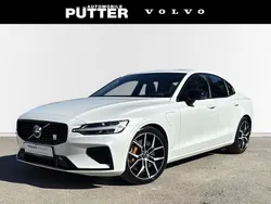 Weiß Gebraucht 2024 Volvo S60 Limousine | 51.890 €