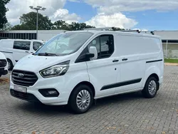 Weiß Gebraucht 2019 Ford Transit Custom Trend Van / Kleinbus | 16.490 € (Guter Preis)