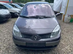 Grau Gebraucht 2006 Renault Scénic II Van / Kleinbus | 3.399 € (Fairer Preis)