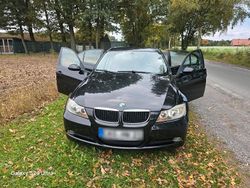 Schwarz Gebraucht 2006 BMW 318 Limousine | 2.850 € (Teuer)