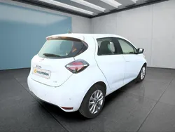 Weiß Gebraucht 2021 Renault Zoe Kleinwagen | 14.399 € (Fairer Preis)