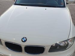 Weiß Gebraucht 2010 BMW 116 Kleinwagen | 4.199 € (Fairer Preis)