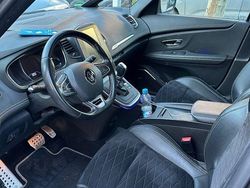 Grau Gebraucht 2019 Renault Grand Scénic IV Black Edition Van / Kleinbus | 20.200 € (Fairer Preis)