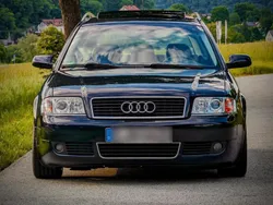 Blau Gebraucht 2004 Audi A6 S-Line Kombi | 1.800 €