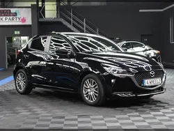 Schwarz Gebraucht 2021 Mazda 2 Sports-Line Limousine | 14.299 € (Guter Preis)