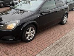Schwarz Gebraucht 2005 Opel Vectra GTS Kombi | 950 €