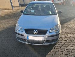 Grau Gebraucht 2005 VW Polo Basis Kleinwagen | 1.650 € (Fairer Preis)