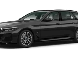 Schwarz Gebraucht 2022 BMW 530 Shadowline Kombi | 40.730 € (Etwas zu teuer)
