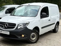 Weiß Gebraucht 2020 Mercedes Citan 108 Van / Kleinbus | 12.350 € (Fairer Preis)
