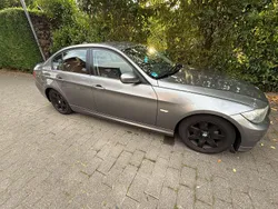 Braun Gebraucht 2012 BMW 320 Efficient Dynamics Limousine | 8.900 € (Guter Preis)