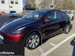 Schwarz Gebraucht 2024 Tesla Model Y Long Range SUV | 45.200 € (Teuer)