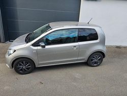 Grau Gebraucht 2016 Seat Mii CONNECT Kleinwagen | 6.000 € (Fairer Preis)