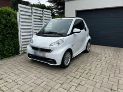 Weiß Gebraucht 2013 Smart ForTwo Coupé Passion Cabrio | 8.200 € (Teuer)